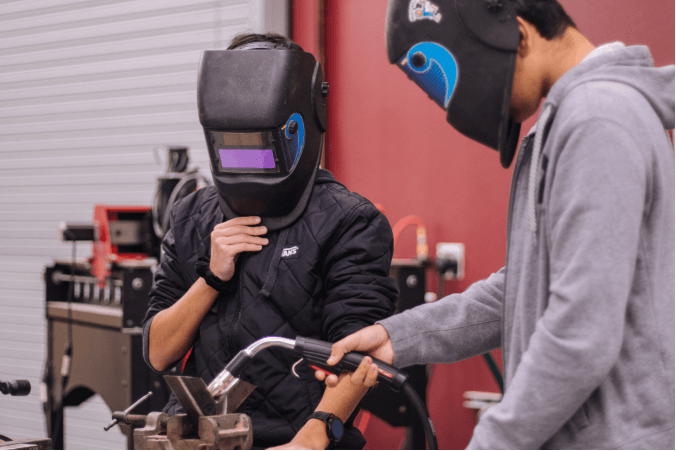 Từ Vựng Bài Nghe Children' Engineering Workshopss
