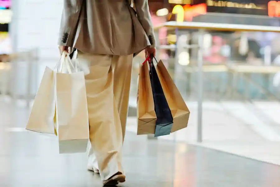 Survey about shopping in Broadbeach - IELTS Listening with Practice test, Audio, Transcript, And Explanation
