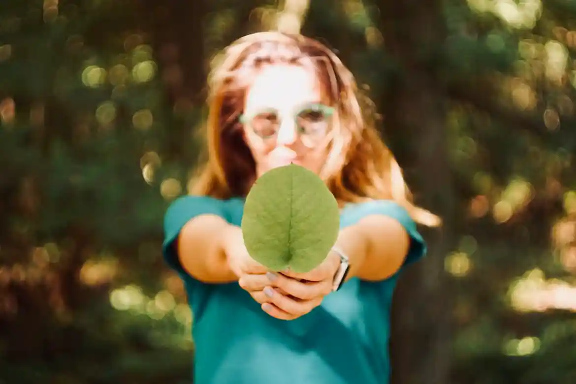 IELTS Speaking part 3 - Topic Laws to Protect the Environment: Bài mẫu và từ vựng