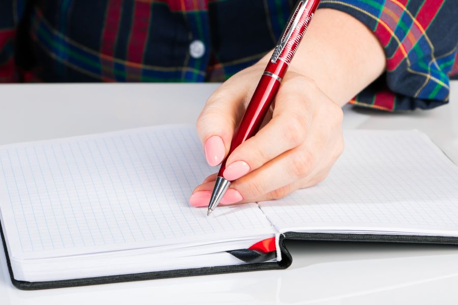 Being left-handed in a right-handed world