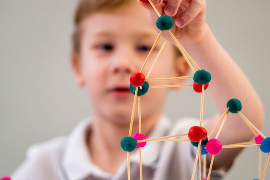 Từ Vựng Bài Nghe Neutrinos