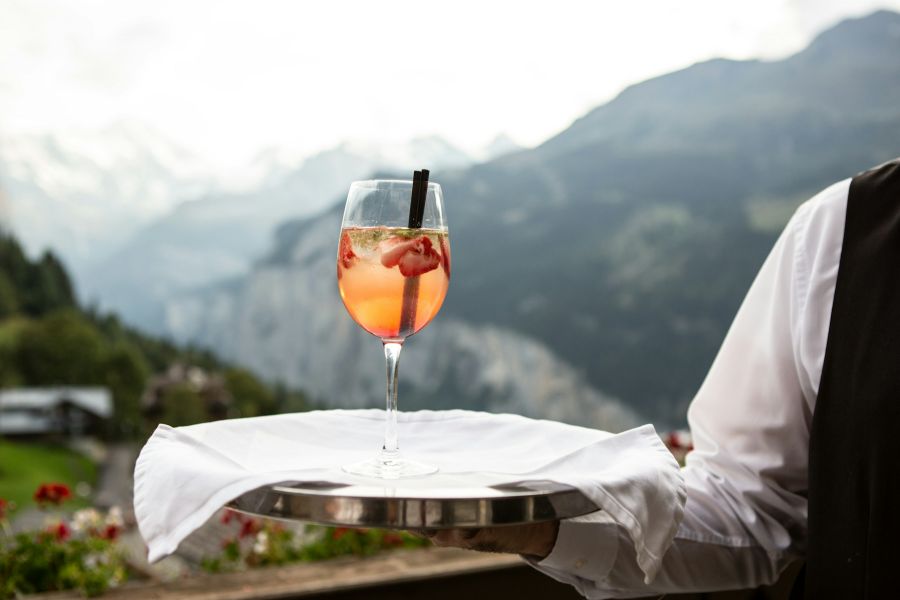 Từ Vựng Bài Đọc Motivational Factors And The Hospitality Industry
