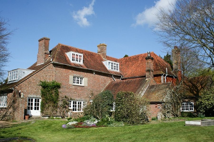 Stanthrope Twinning Association - Farley House IELTS Listening Answers With Audio, Transcript, And Explanation