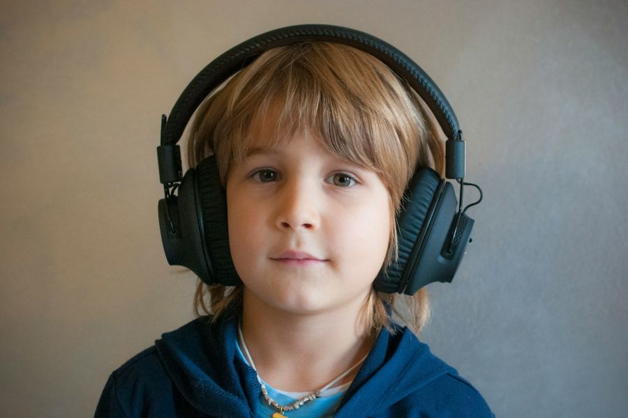 Từ Vựng Bài Đọc Children With Auditory Problems
