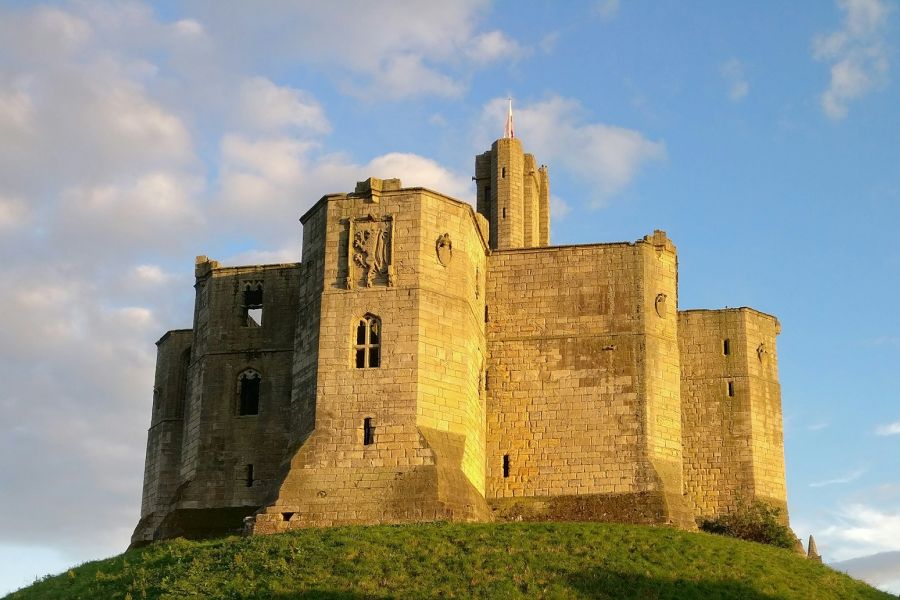 Building a castle