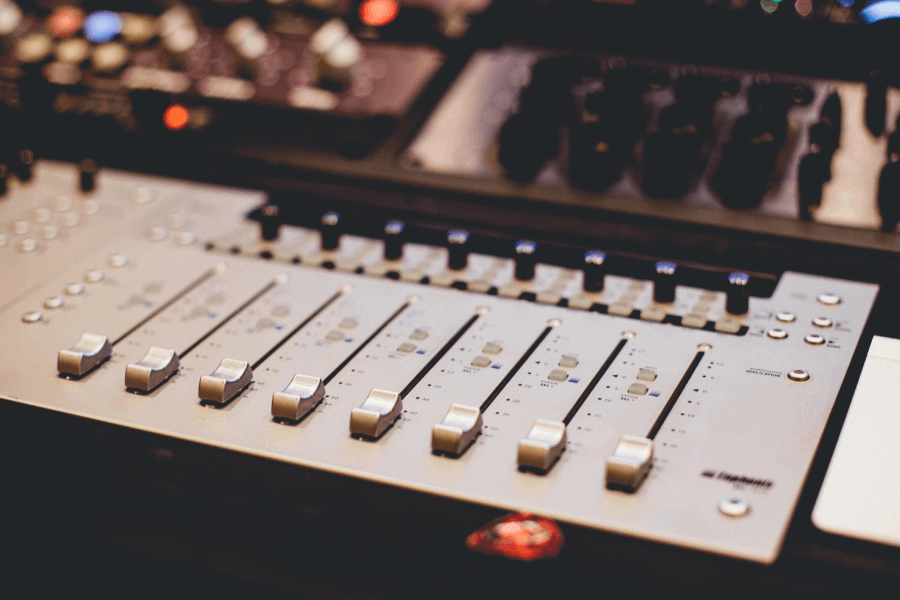 An Introduction To Film Sound IELTS Reading Answers with Explanation