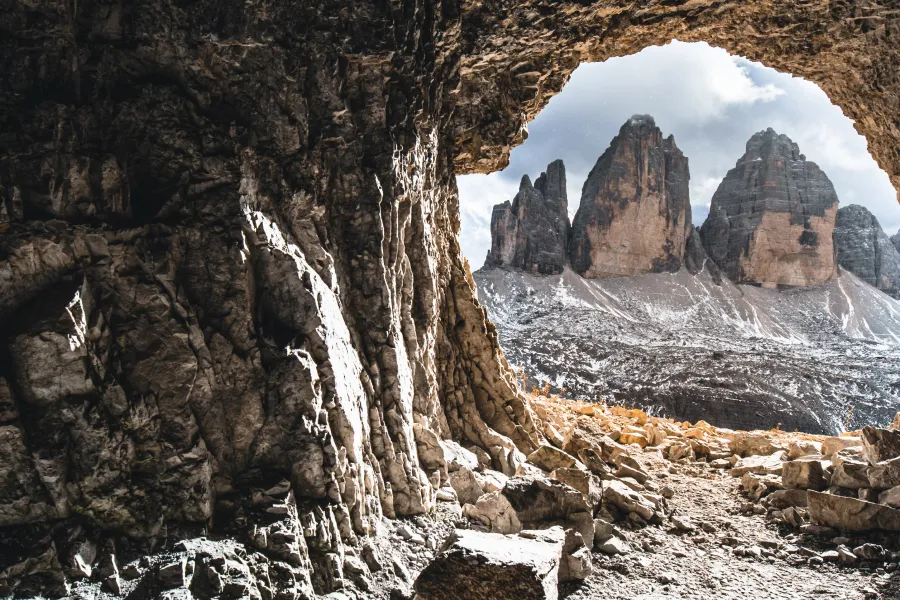 Lecture About Caves IELTS Listening Answers With Audio, Transcript, And Explanation