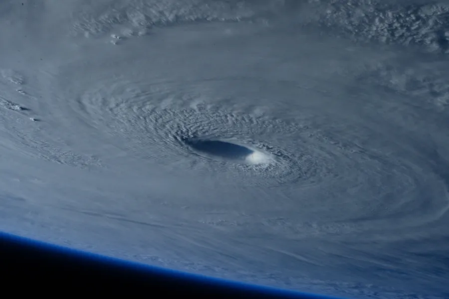 Can Hurricanes Be Moderated Or Diverted? IELTS Reading Answers with Explanation
