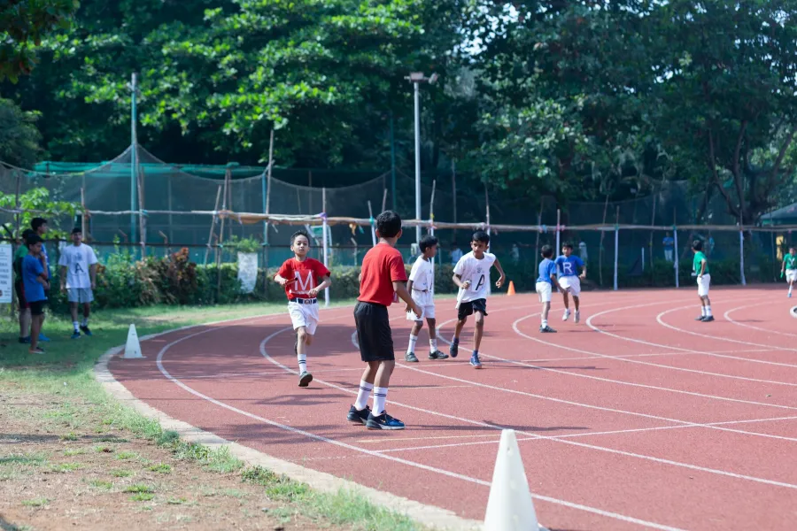 Training programmes for new runners - IELTS Listening with Practice test, Audio, Transcript, And Explanation
