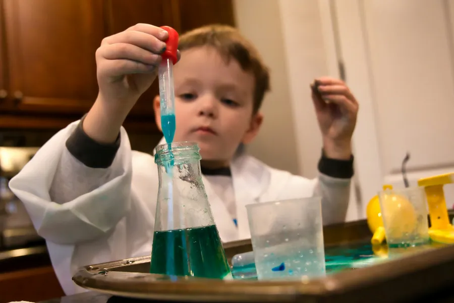 Science experiment for Year 12 students - IELTS Listening with Practice test, Audio, Transcript, And Explanation