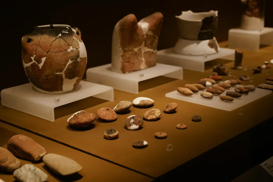 Cosmetics in the ancient past