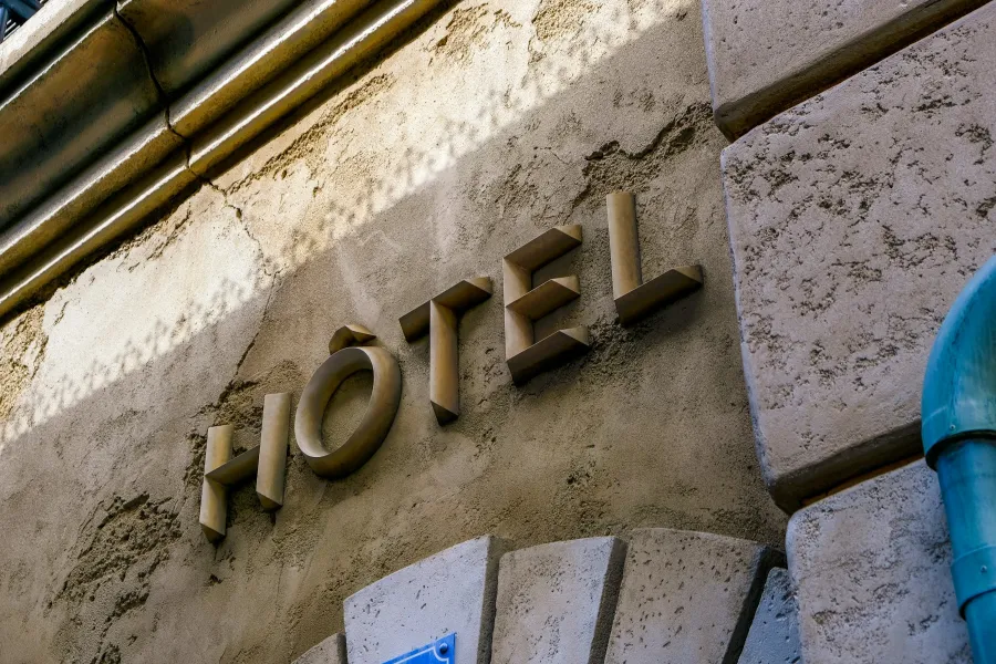 Mona’s Hotel Internship: Problems and Insights