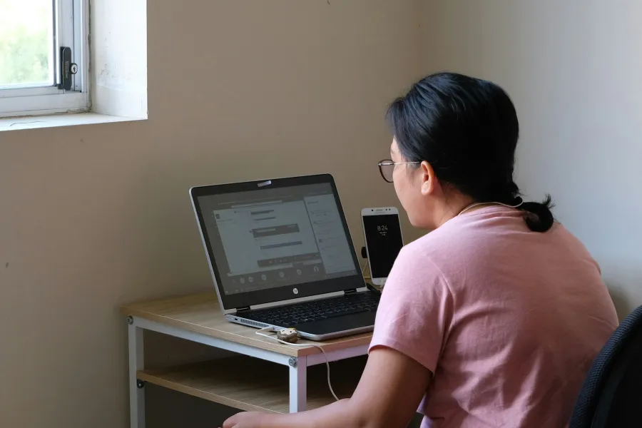 Professor Smith’s Article about the Benefits of Online Courses