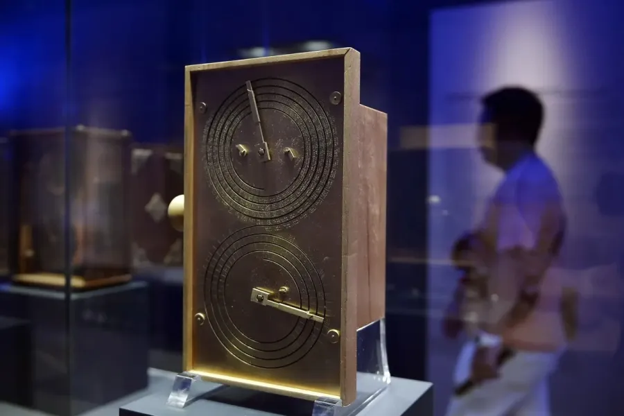 The world’s oldest mechanical computer: the Antikythera mechanism - IELTS Listening with Practice test, Audio, Transcript, And Explanation