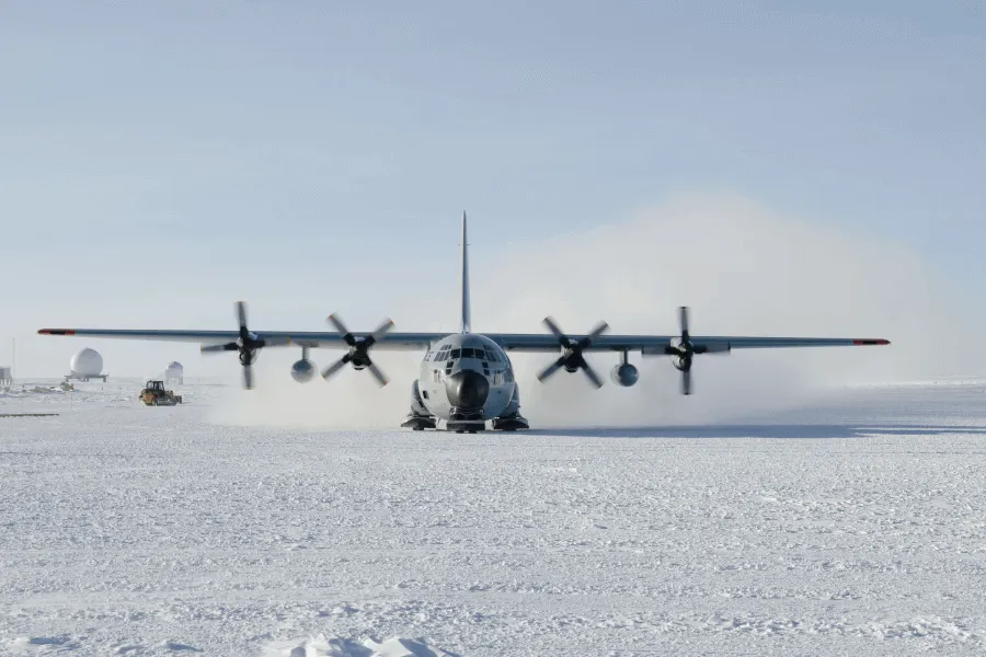 South pole adventurer - IELTS Reading with Practice Test, Answers And Explanation