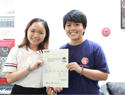 Khoảnh khắc học viên